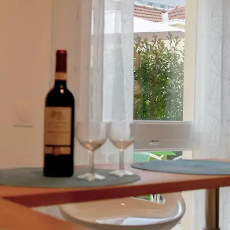 Apartment Maison Chaleureuse, Jacuzzi Optionnel Bagneux (Hauts-de-Seine)
